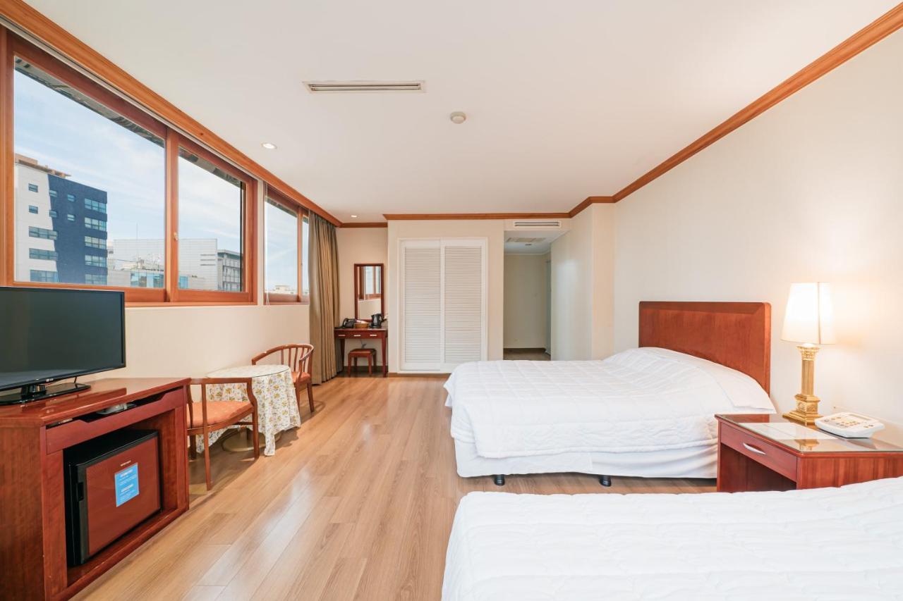 Samhaein Tourist Hotel Jeju Exterior foto