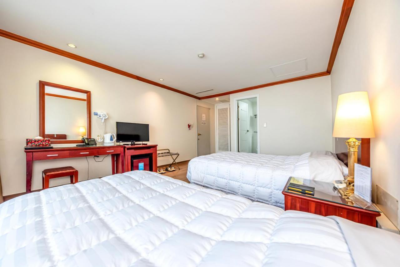 Samhaein Tourist Hotel Jeju Exterior foto