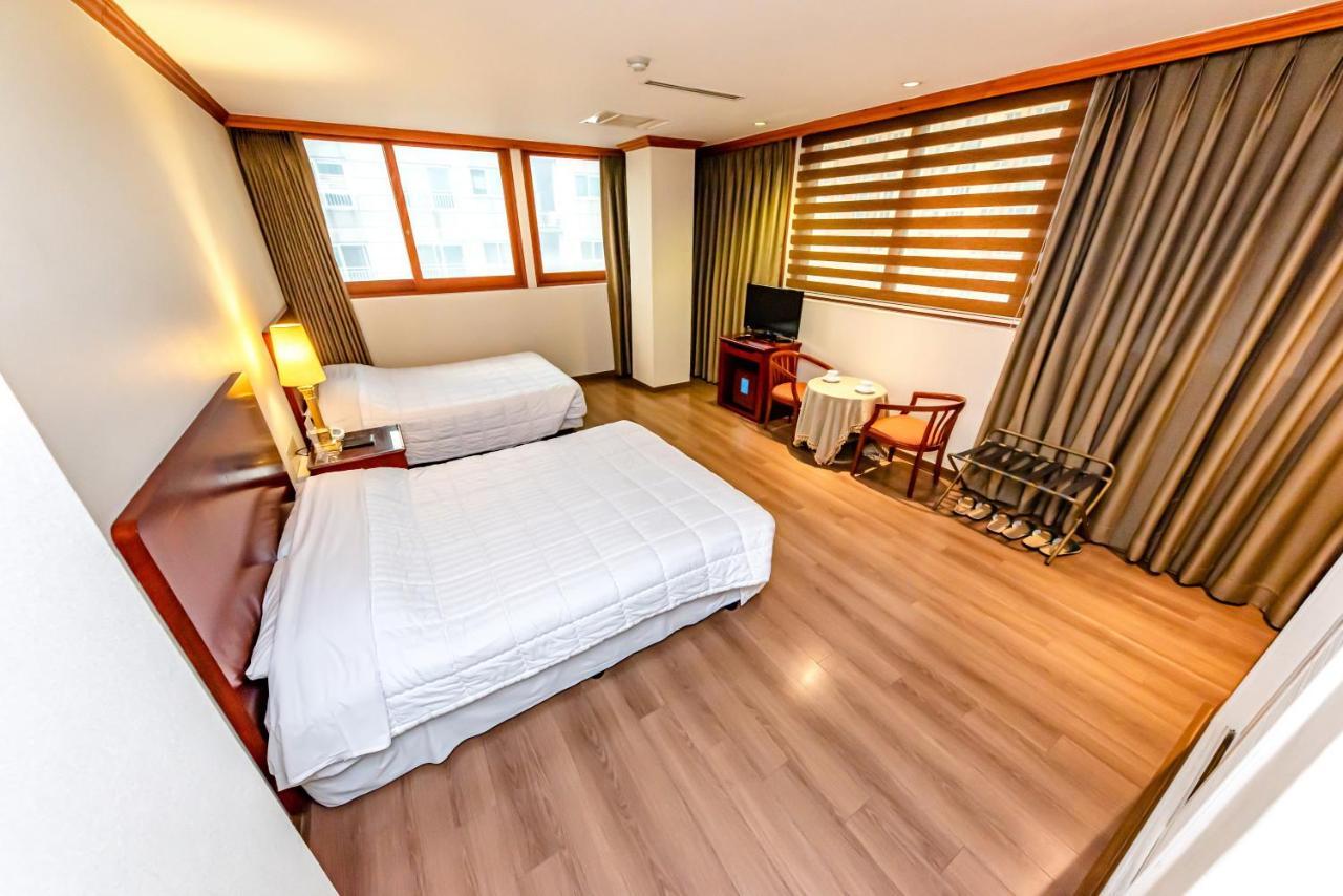 Samhaein Tourist Hotel Jeju Exterior foto