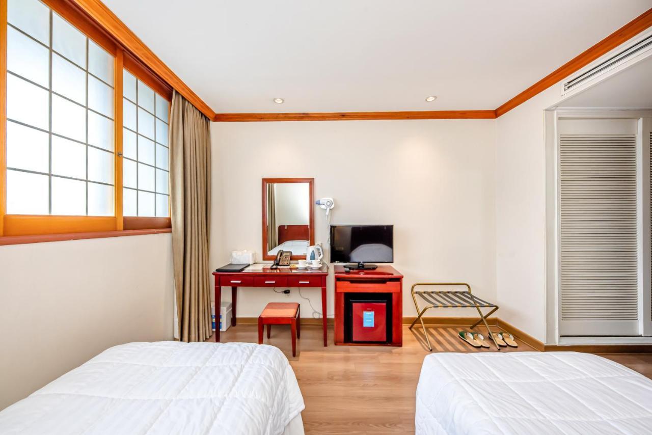 Samhaein Tourist Hotel Jeju Exterior foto